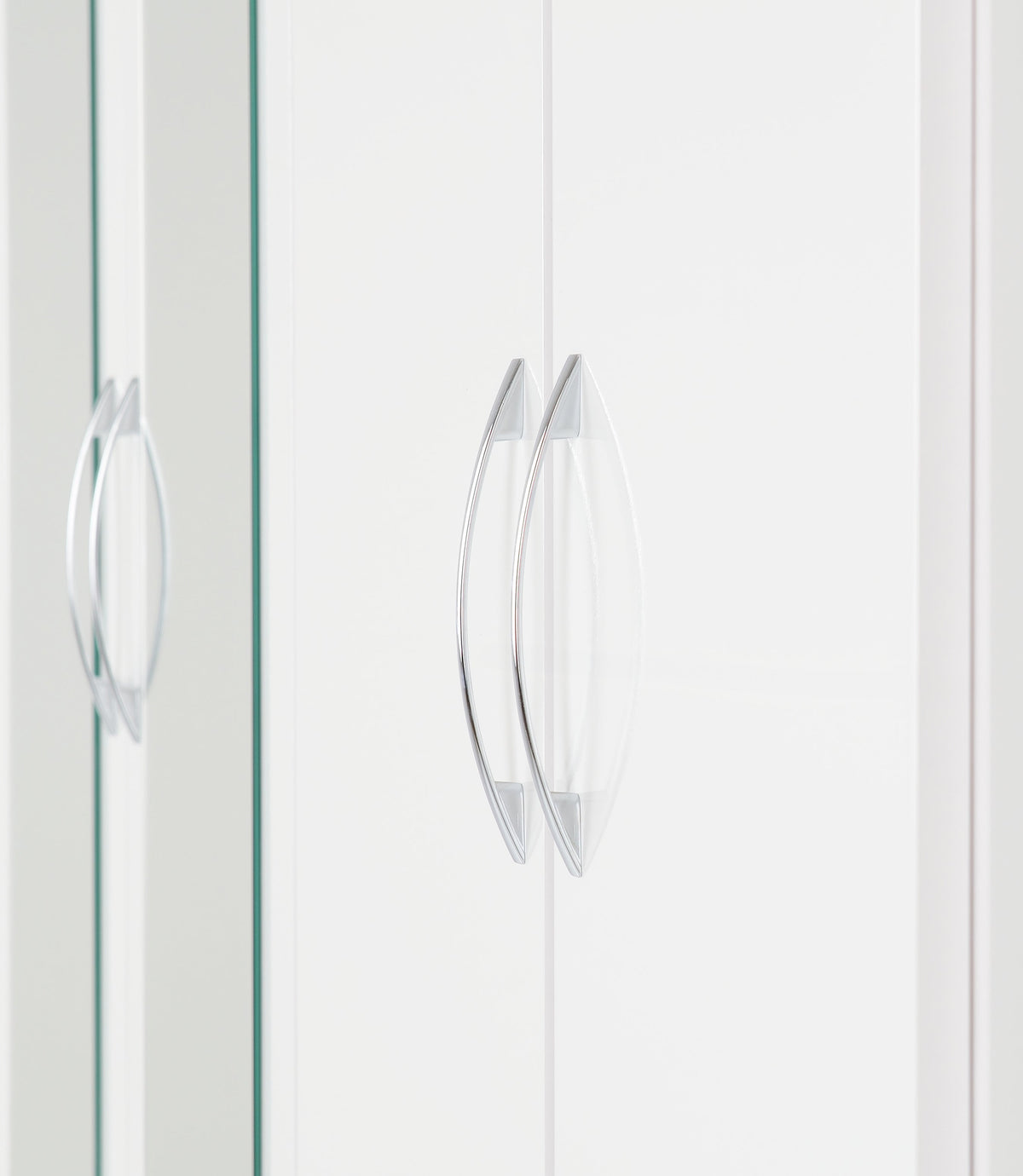Nevada 6 Door 2 Drawer Wardrobe - White Gloss - view 5
