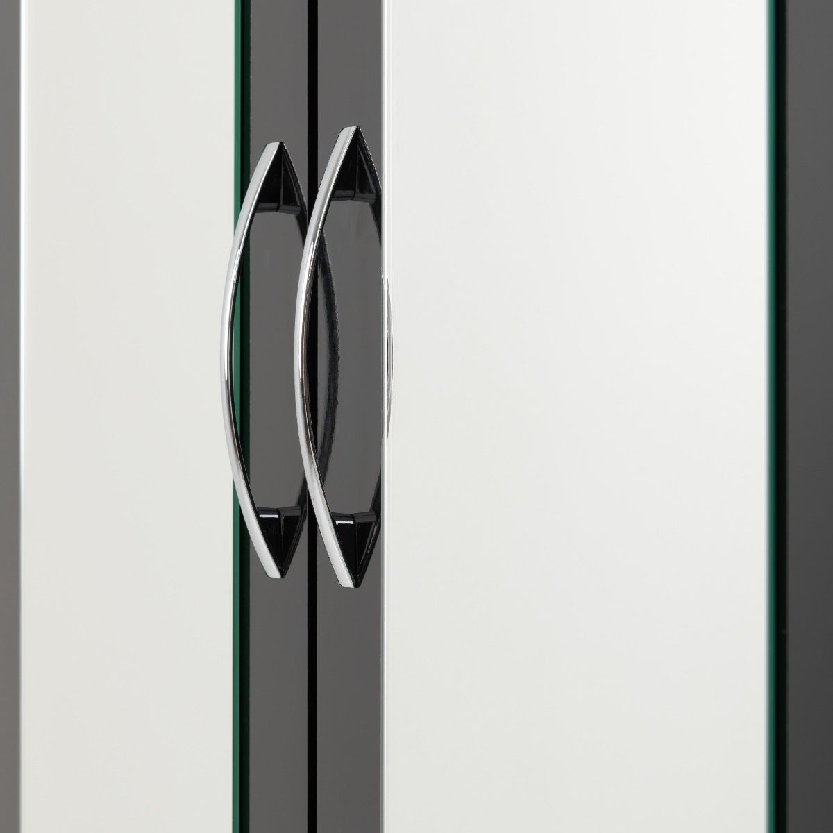 Nevada 4 Door 2 Drawer Wardrobe - Black Gloss - view 7