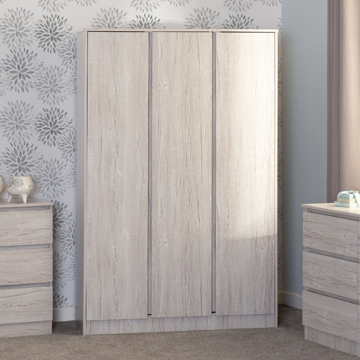 Malvern 3 Door Wardrobe - Urban Snow - view 8