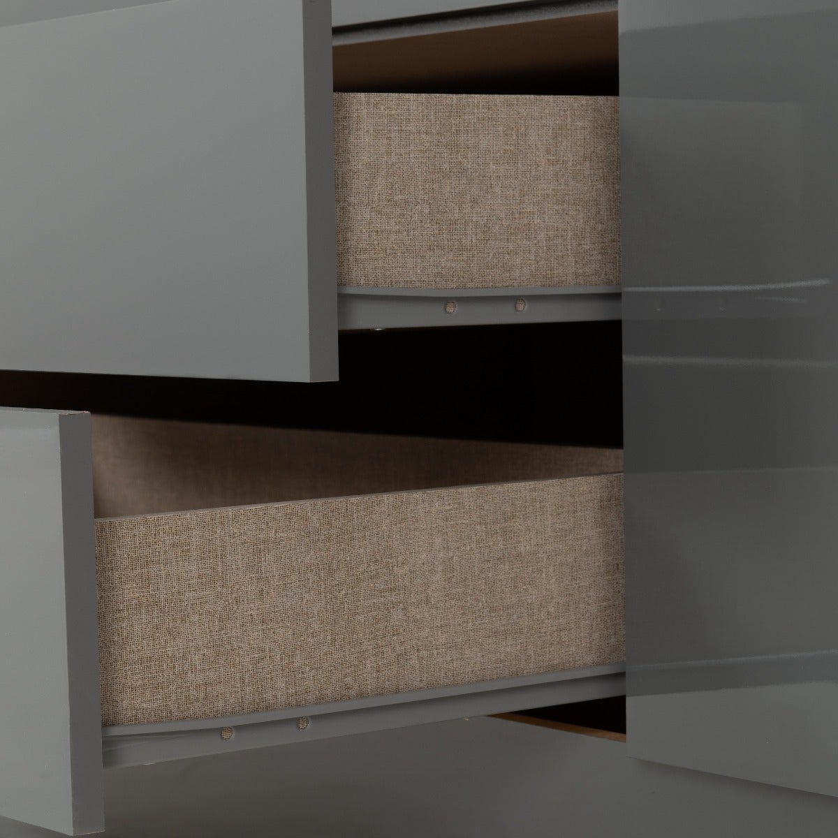 Nevada 4 Door 2 Drawer Wardrobe - Grey Gloss - view 8