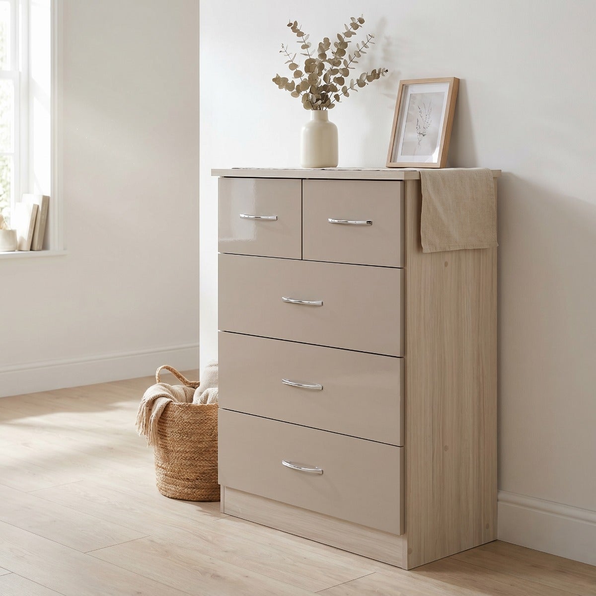 Nevada 3+2 Drawer Chest - Oyster Gloss/Light Oak Effect Veneer