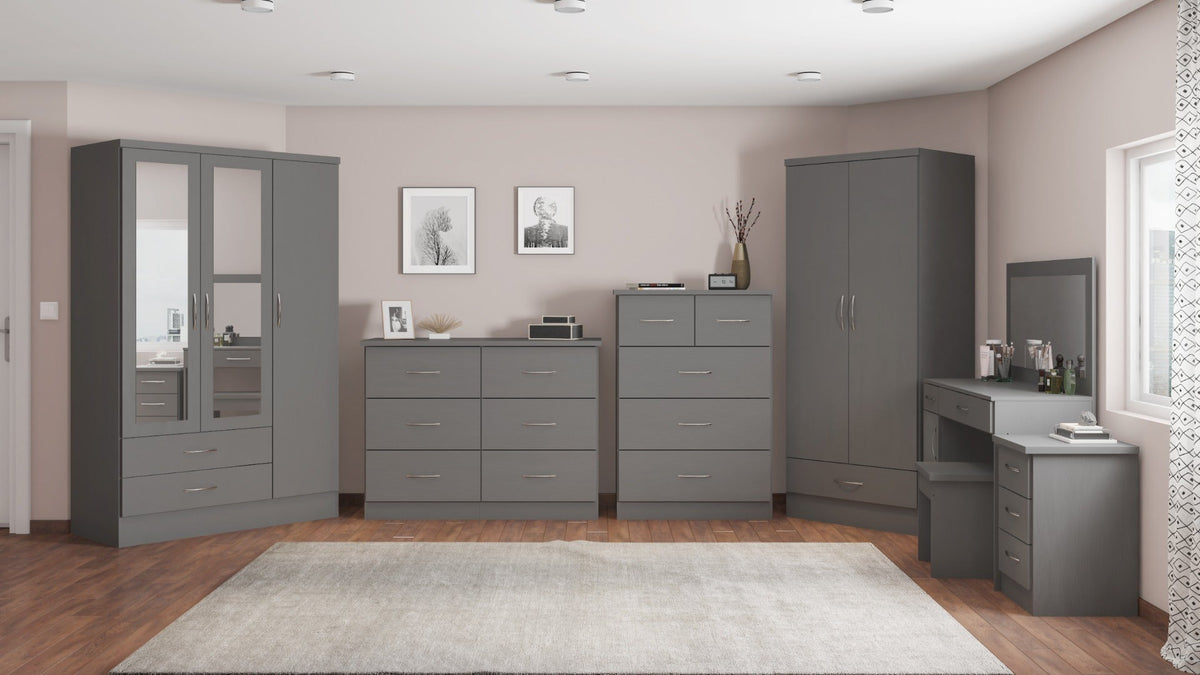 Nevada 3 Drawer Bedside - 3D Effect Grey - view 8